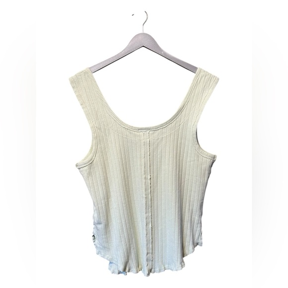 We the Free Ribbed Henley Tank – Light Green – XL - Picture 2 of 4